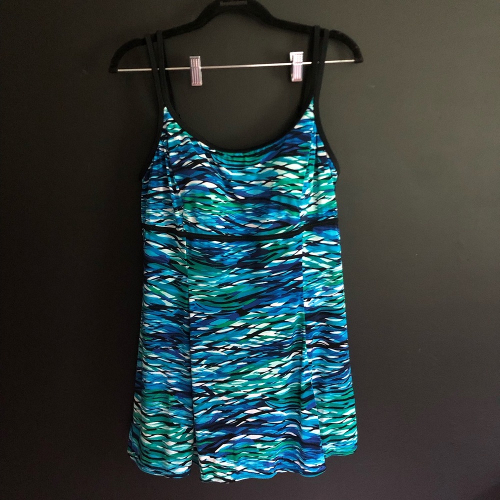 Great Lengths Playing Koi One Piece Women’s Swimdress size 14